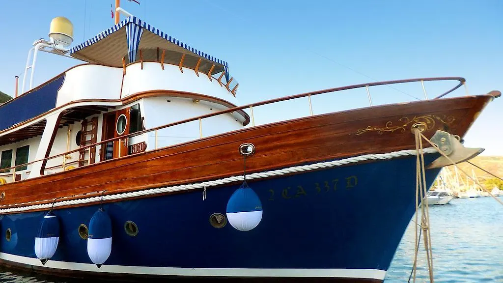 Imbarcazione Amerigo Hotel Varazze Botel